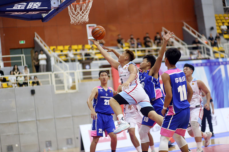 第25届中国大学生篮球三级联赛（西南赛区）于南宁开赛，广西4支高校代表队参与角逐