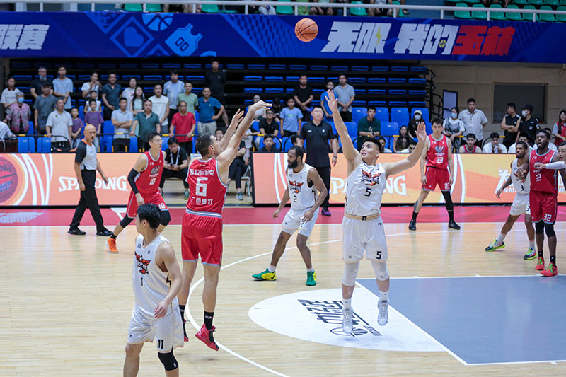 NBL常规赛第十五轮：广西威壮主场97-86武汉锟鹏，哈姆雷特空砍31分